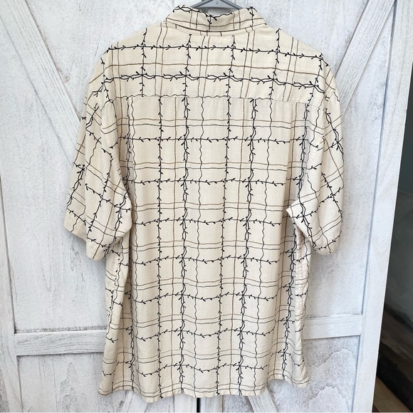 6A By Axis Silk Short Sleeve Button Up Shirt Size M Beige Check Pattern Preppy - Picture 8 of 9